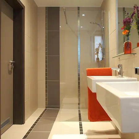 Myhotel 3*